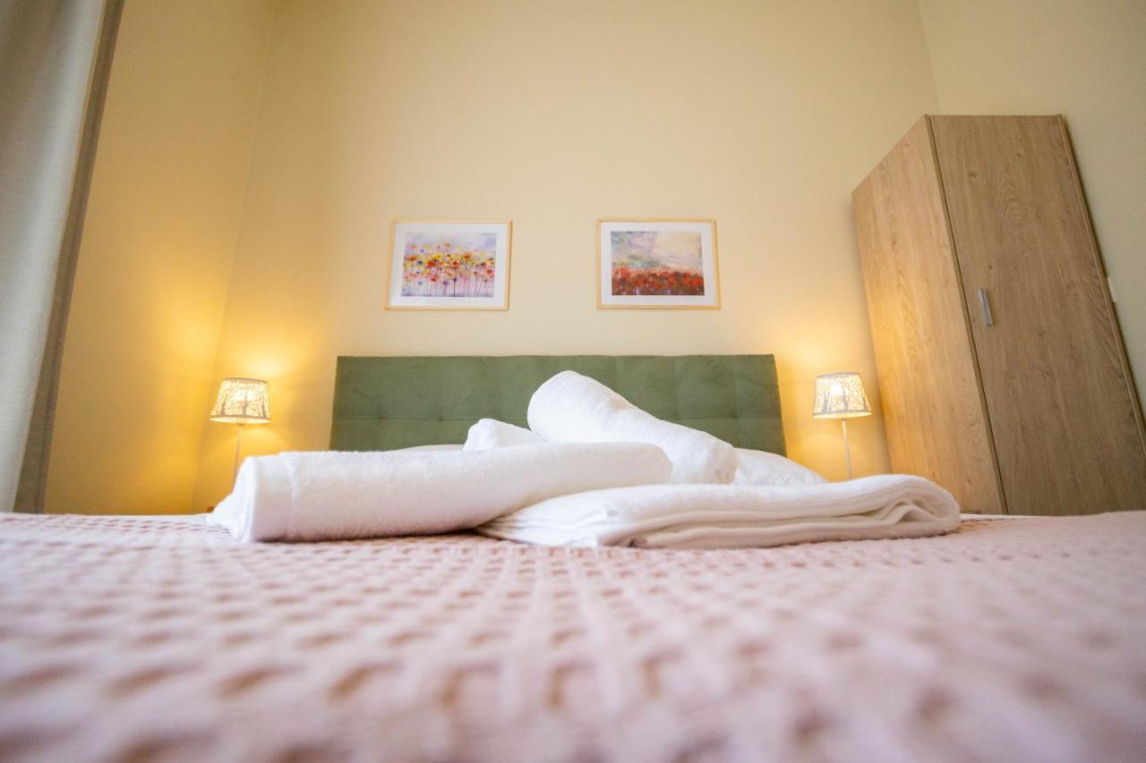 Varkes Suites 1 Nea Poteidaia Exteriér fotografie