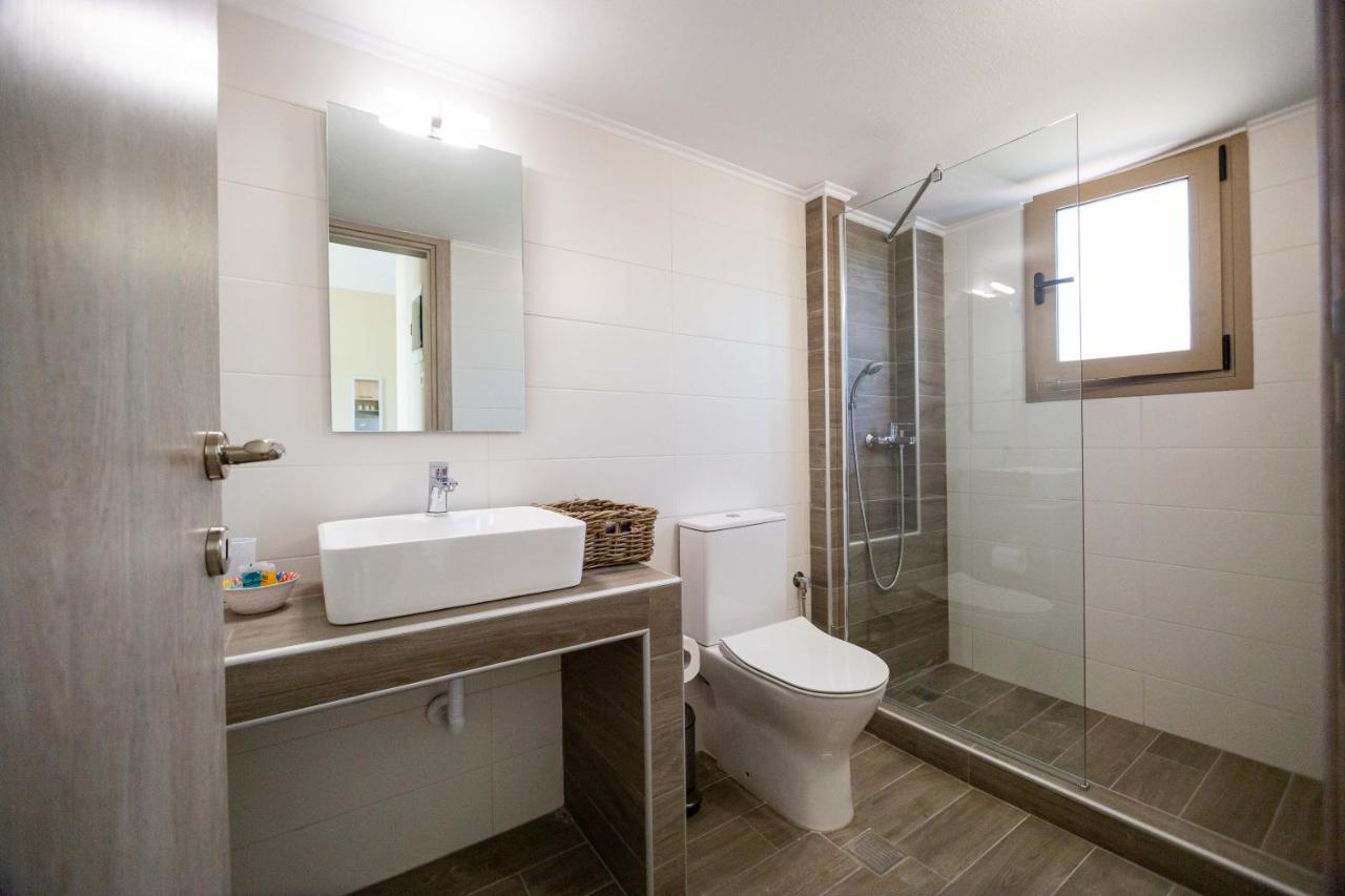 Varkes Suites 1 Nea Poteidaia Exteriér fotografie