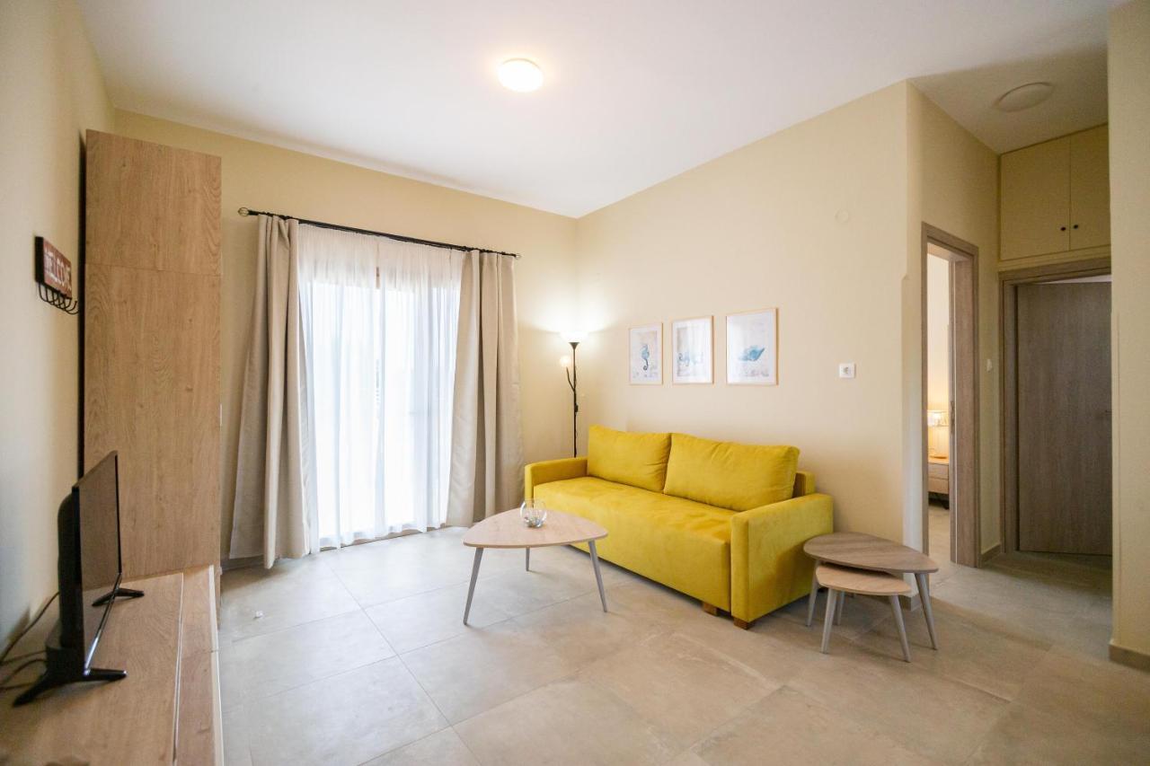 Varkes Suites 1 Nea Poteidaia Exteriér fotografie